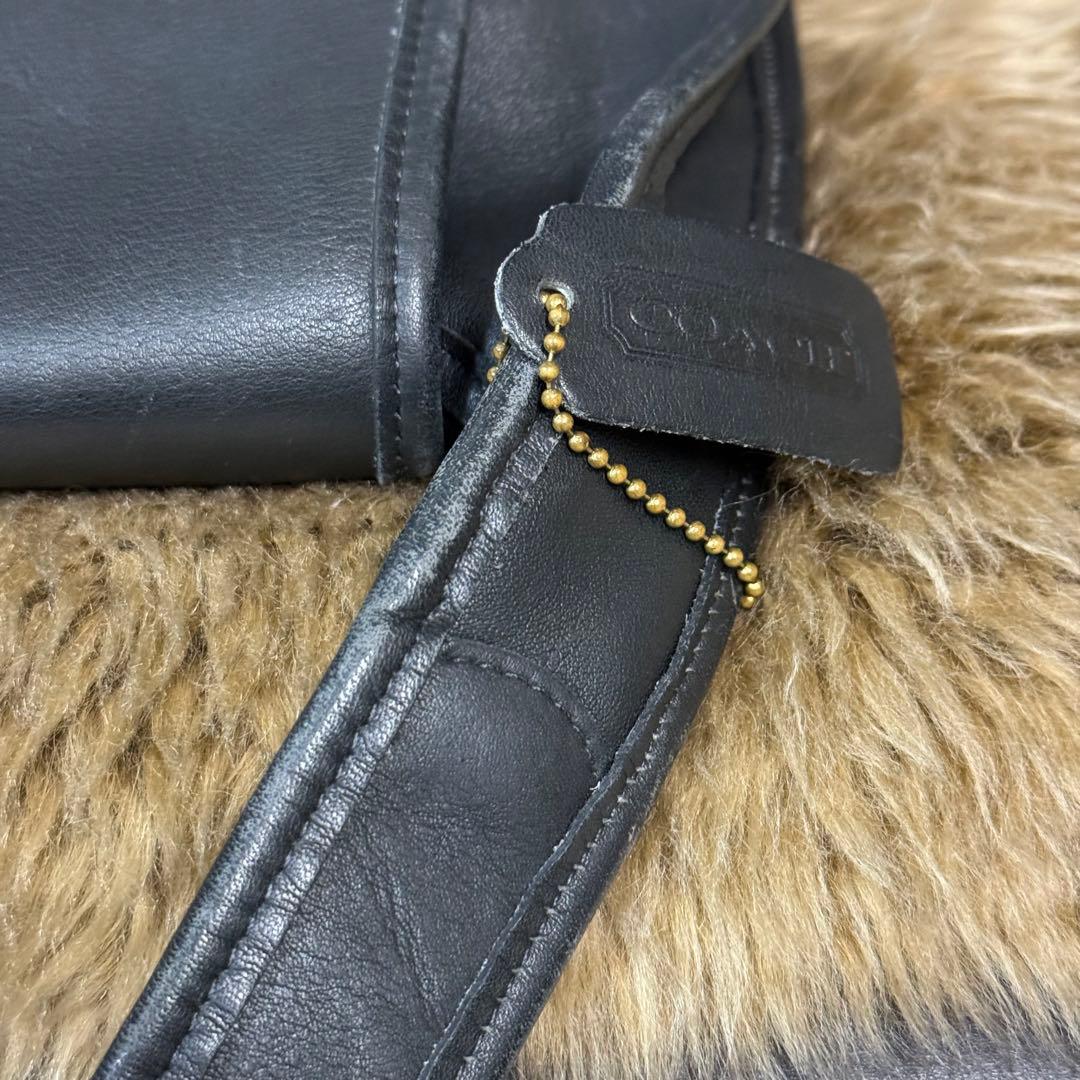 C O A C H Vintage 9029 Ergo Flap Leather Shoulder Bag Black USA Made
