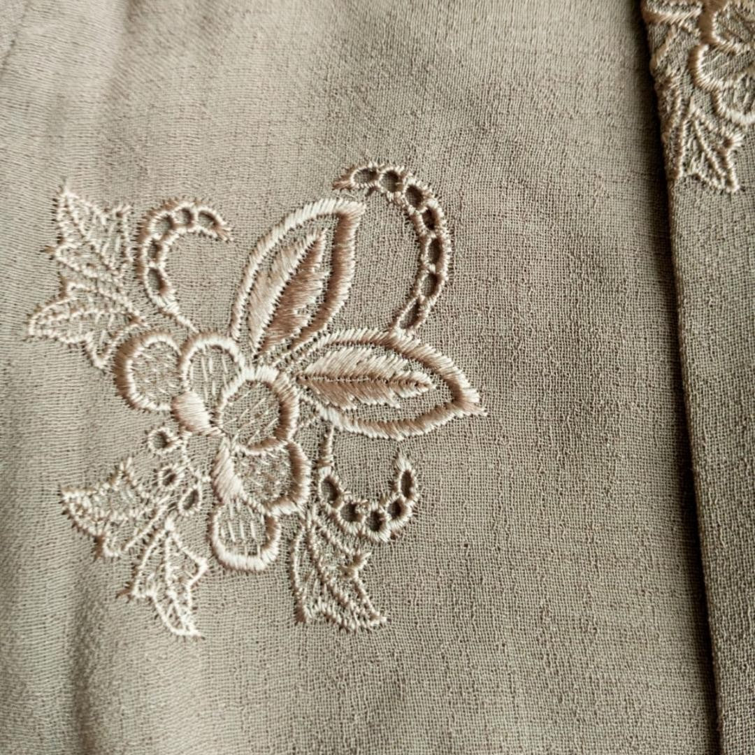 Vintage Brown Sateen Kebaya Kutubaru