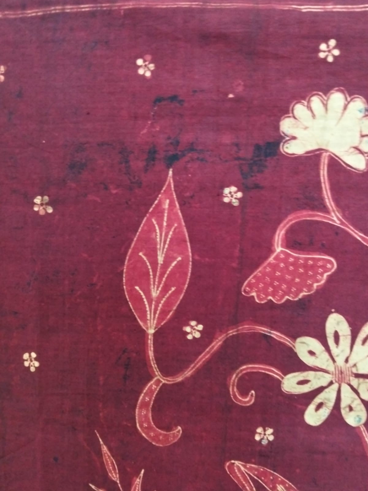 Vintage Dutch-Style Gringsing Batik Sarong from the 1890s