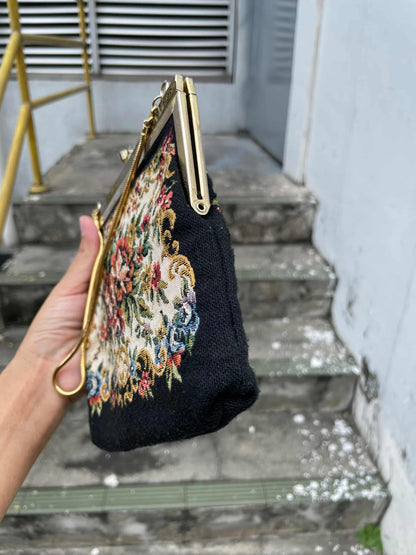 Exquisite Vintage Floral Tapestry Frame Bag with Gold Snake Chain