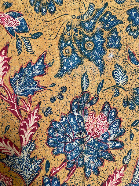 Exquisite Vintage 1950s Batik Tiga Negeri – Authentic Hand-Drawn Masterpiece