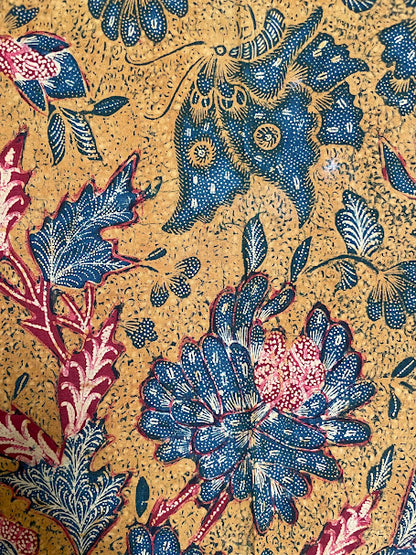 Exquisite Vintage 1950s Batik Tiga Negeri – Authentic Hand-Drawn Masterpiece