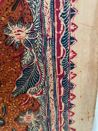 Vintage Batik Tulis Tiga Negeri “Waru Halus” by Tjoa Tjoen Tiang (Totot) – Second Generation Peranakan Masterpiece