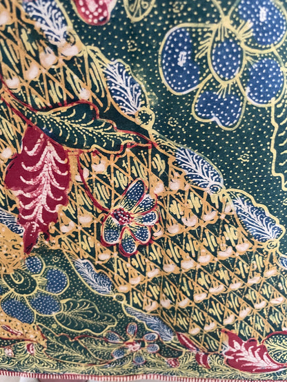 Vintage Batik Tulis Tiga Negeri "Tumpal Dlarang Gian Joe" by Tjoa Siang Gwan