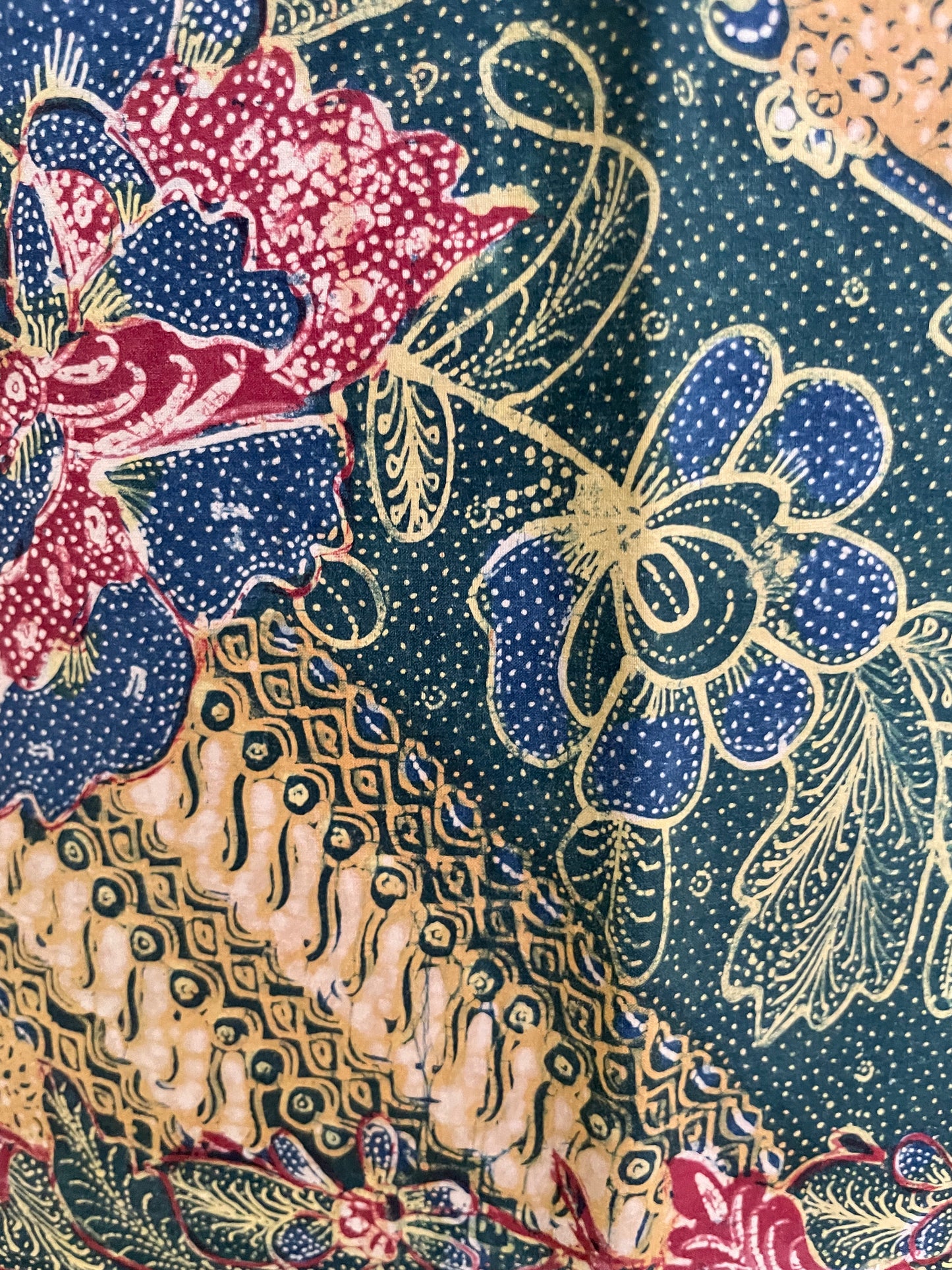 Vintage Batik Tulis Tiga Negeri "Tumpal Dlarang Gian Joe" by Tjoa Siang Gwan