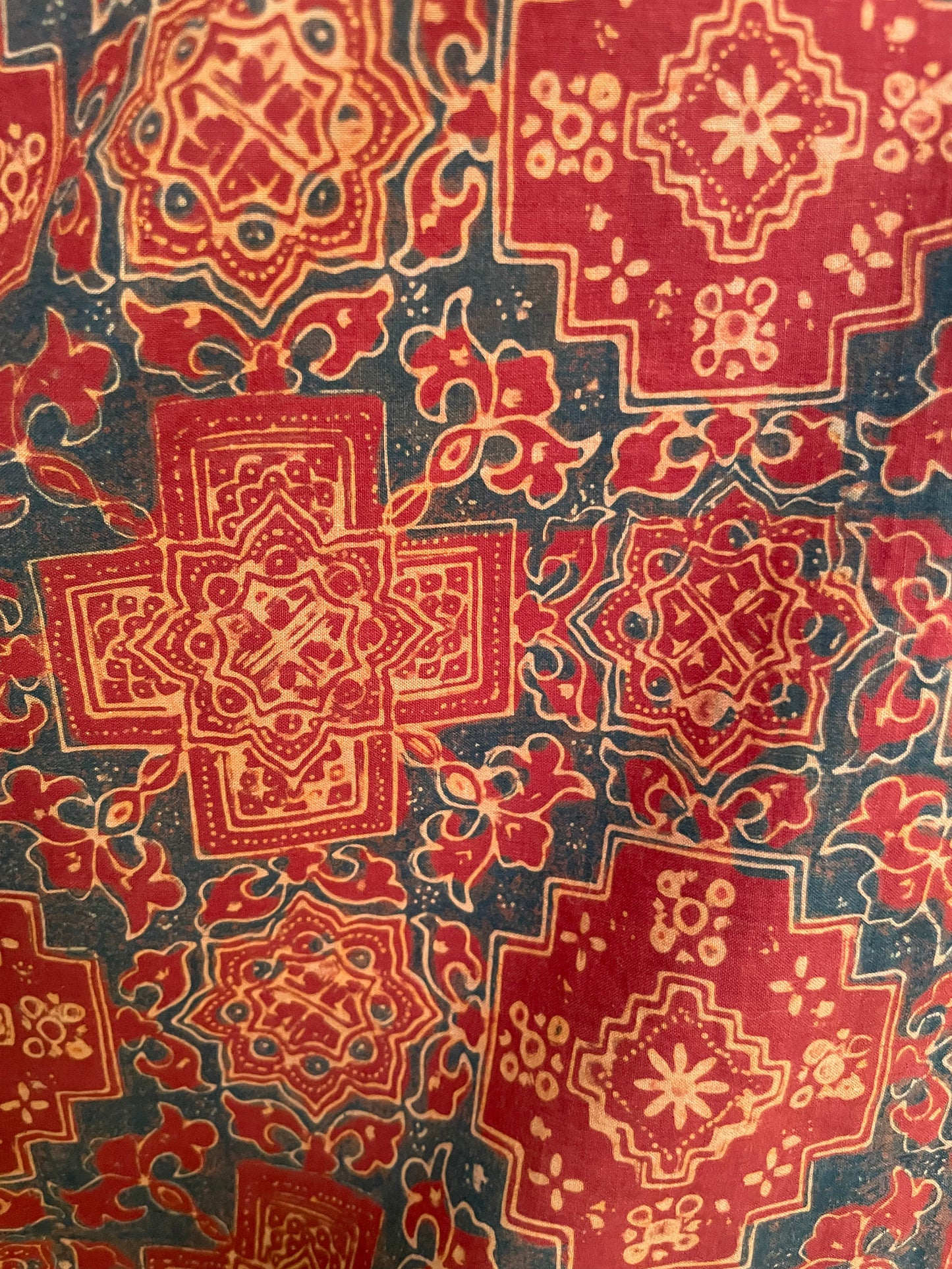 Antique Batik Tulis Jambi "Kaca Piring" – Hand-Drawn Sumatran Heritage Textile – Vintage Indonesian Batik