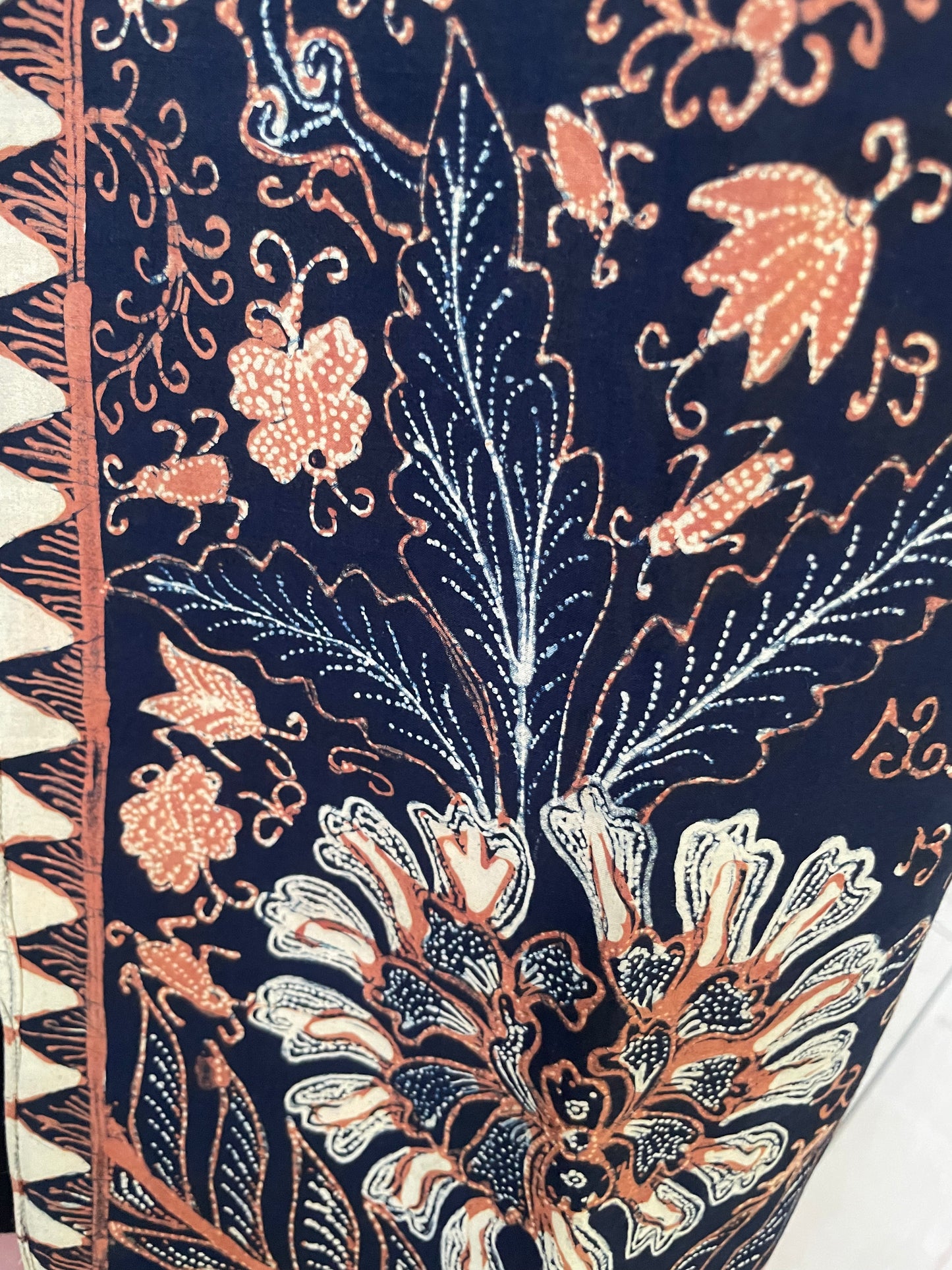 Antique Batik Tulis Pekalongan "Galaran Merak" – Blue Ground Floral Garden Motif – Hand-Drawn Indonesian Heritage Textile