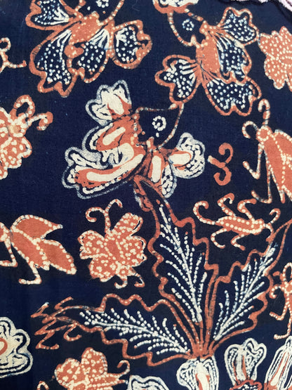 Antique Batik Tulis Pekalongan "Galaran Merak" – Blue Ground Floral Garden Motif – Hand-Drawn Indonesian Heritage Textile