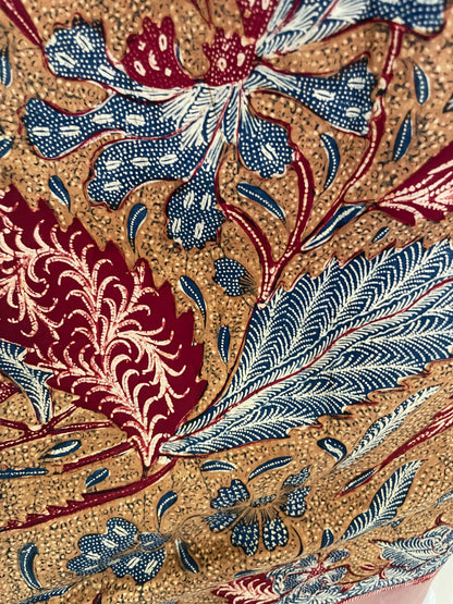 Antique Batik Tulis Tiga Negeri by Tjoa Siang Gwan (3rd Generation) – Peranakan Hand-Drawn Masterpiece – Vintage Indonesian Batik Textile