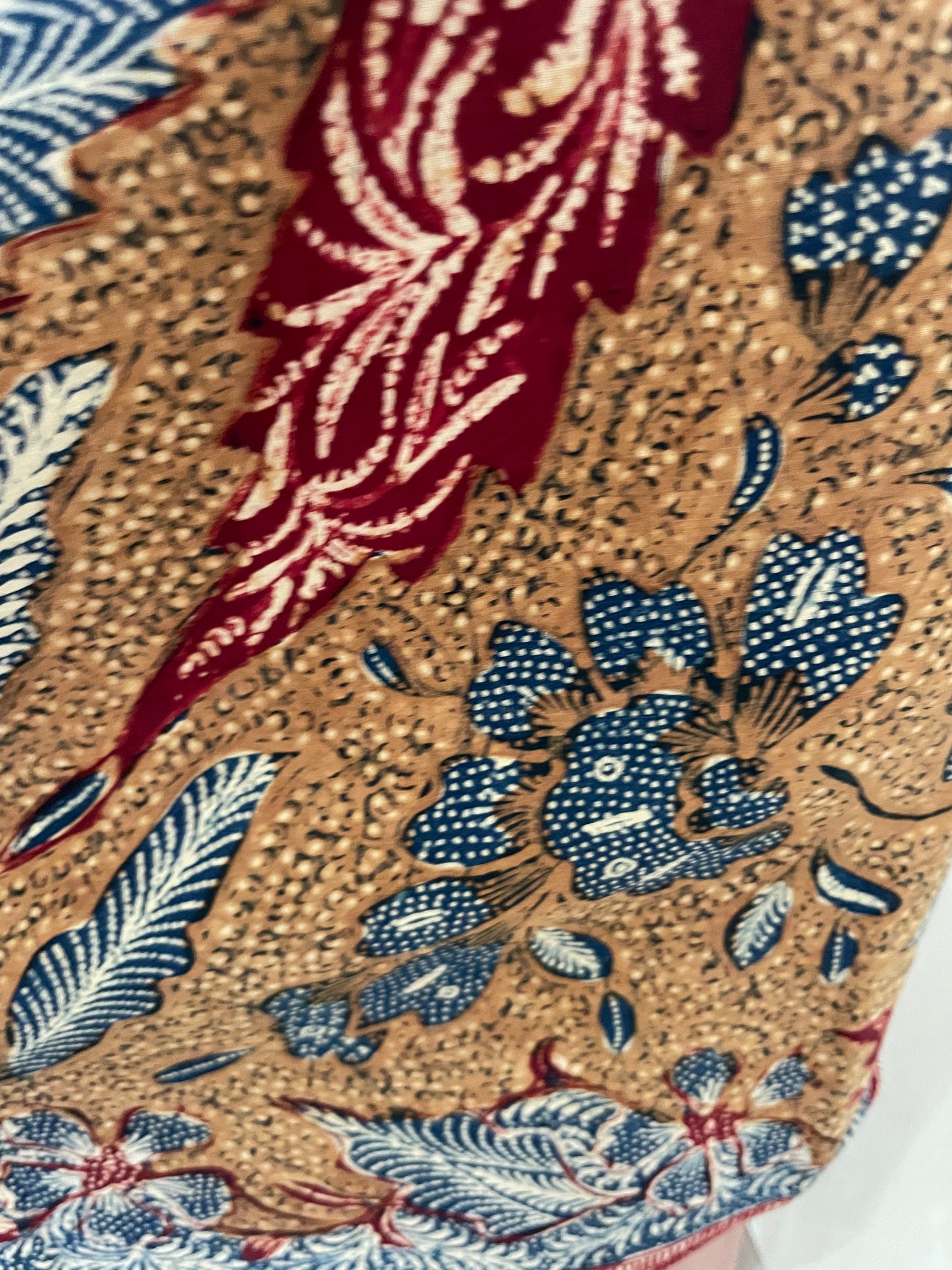 Antique Batik Tulis Tiga Negeri by Tjoa Siang Gwan (3rd Generation) – Peranakan Hand-Drawn Masterpiece – Vintage Indonesian Batik Textile