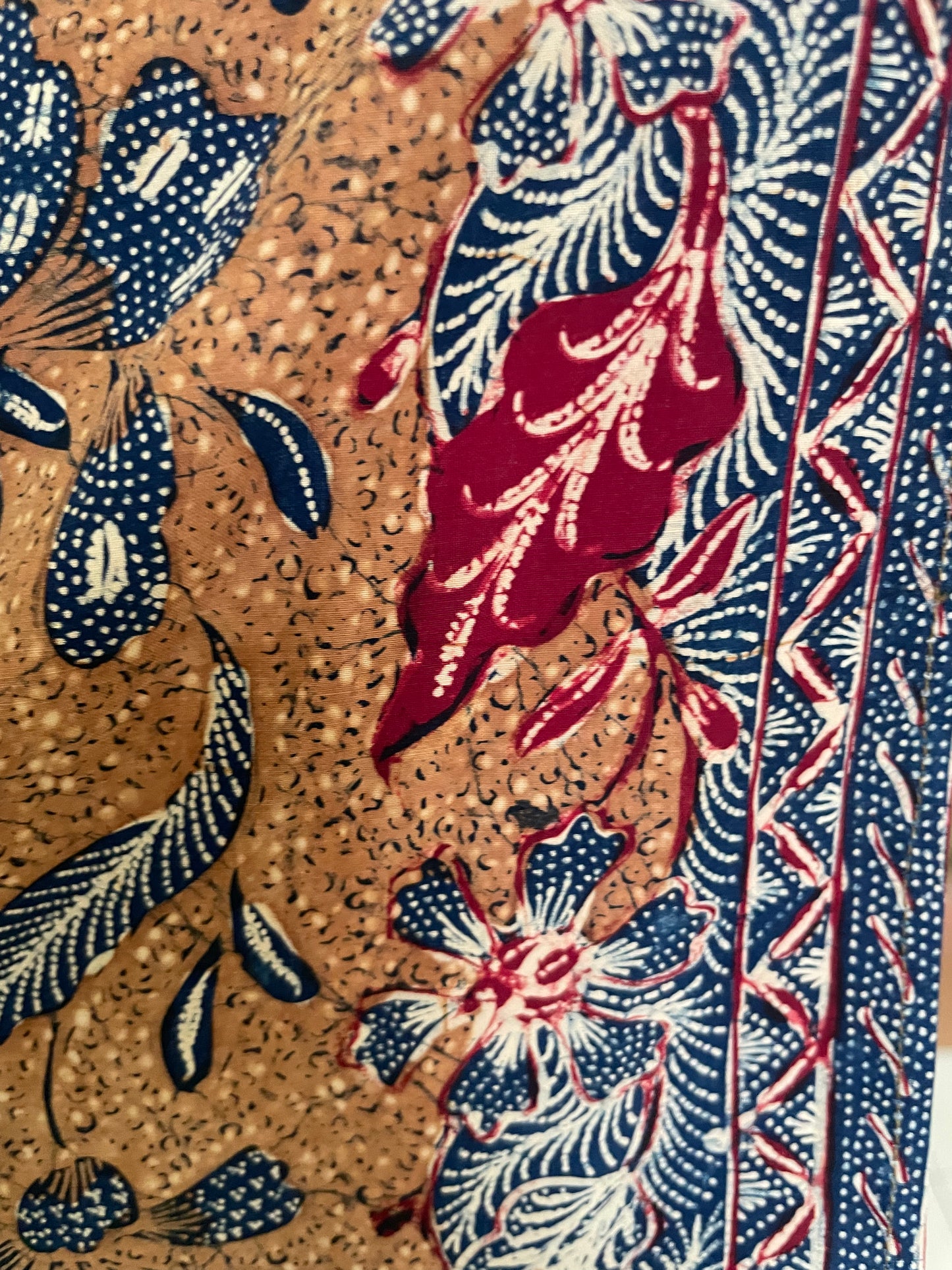 Antique Batik Tulis Tiga Negeri by Tjoa Siang Gwan (3rd Generation) – Peranakan Hand-Drawn Masterpiece – Vintage Indonesian Batik Textile