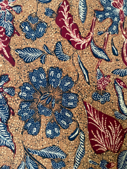 Antique Batik Tulis Tiga Negeri by Tjoa Siang Gwan (3rd Generation) – Peranakan Hand-Drawn Masterpiece – Vintage Indonesian Batik Textile