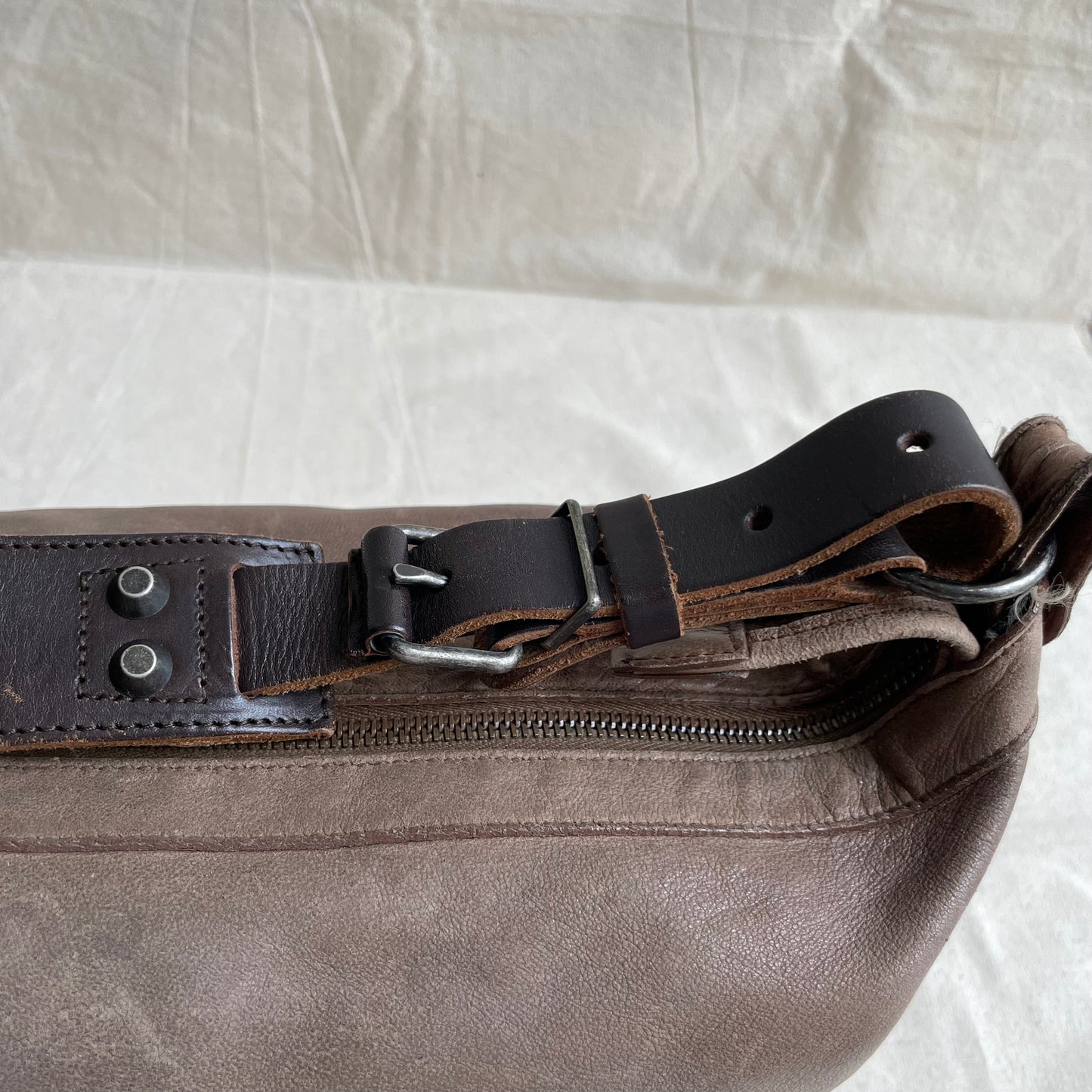 Authentic Vintage Balenciaga "Days" Messenger Bag - Camel Brown Leather