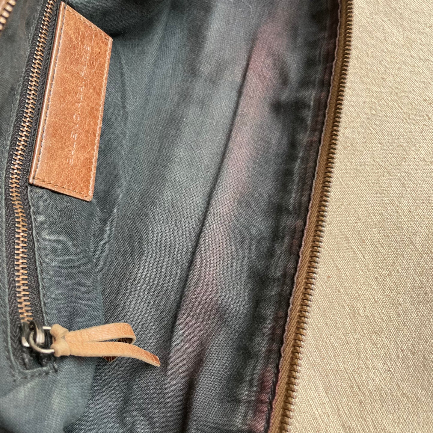 Authentic Vintage Balenciaga "Days" Messenger Bag - Camel Brown Leather