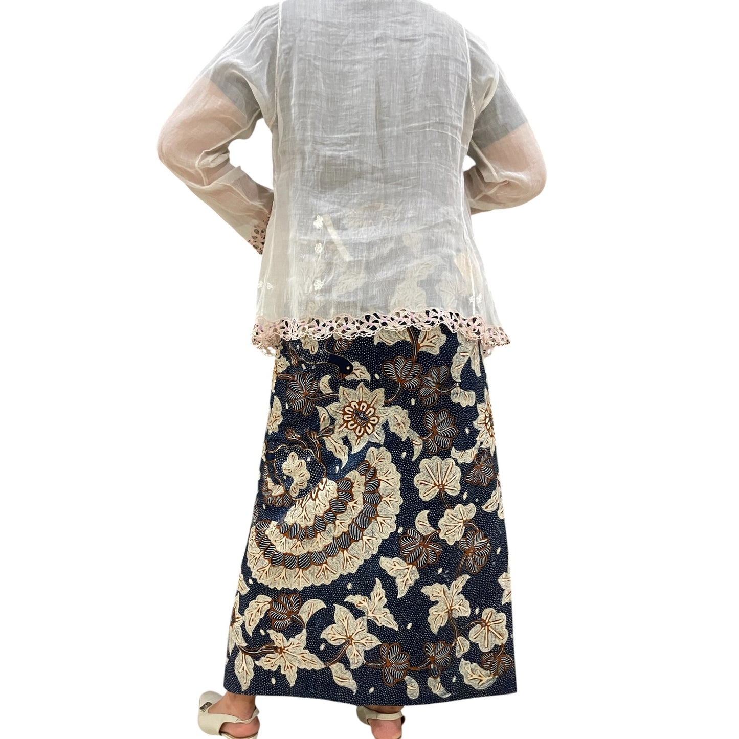 Antique Hand-Drawn Batik Tulis Banyumas Galaran Merak Motif Blue Background