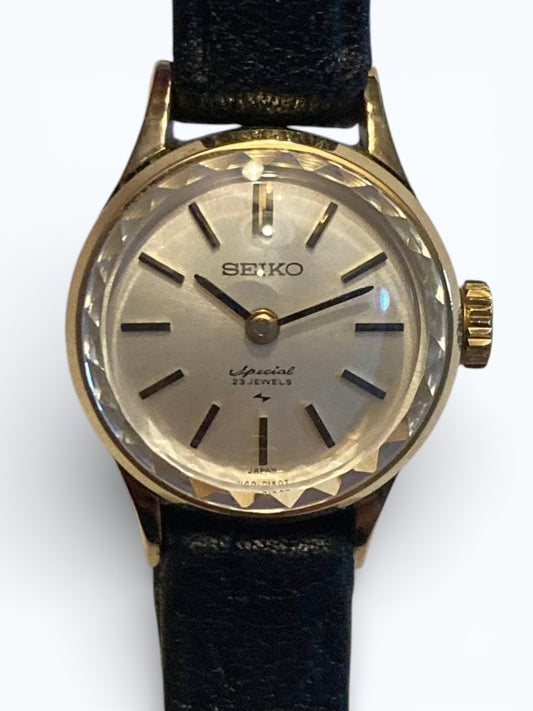 S E I K O Special Vintage Cut Glass Manual Winding Gold Dial Ladies Watch