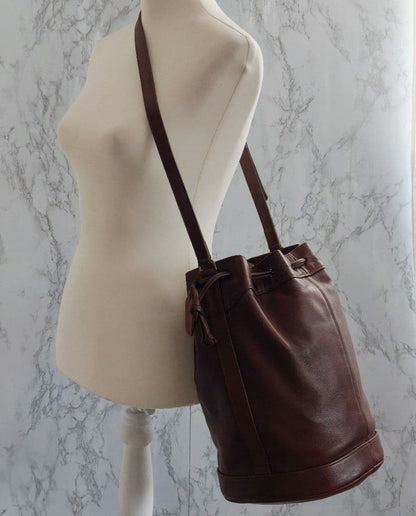 C O A C H Vintage Duffle Sac Bucket Shoulder Bag Brown Leather USA Made