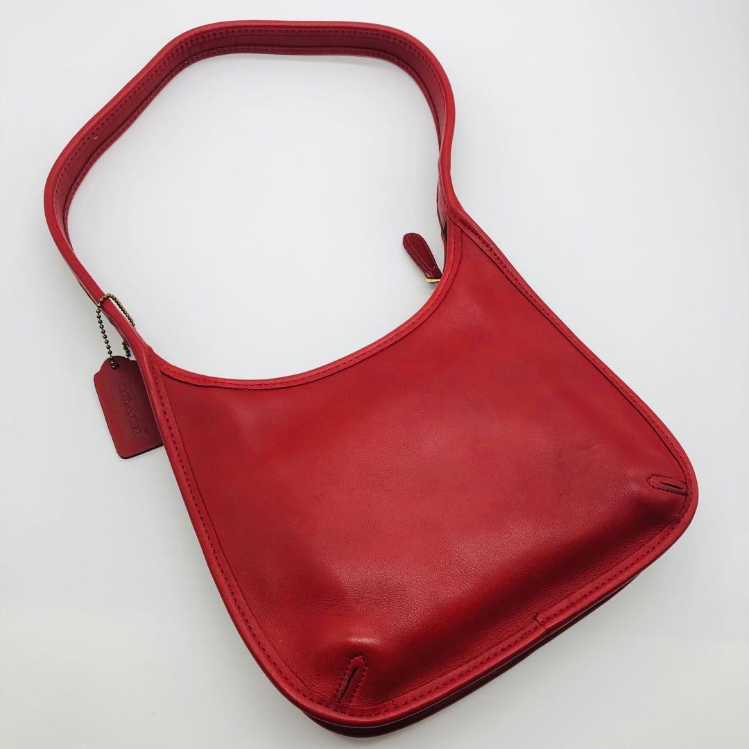 C O A C H Vintage 9020 USA Made Ergo Leather Shoulder Bag Red