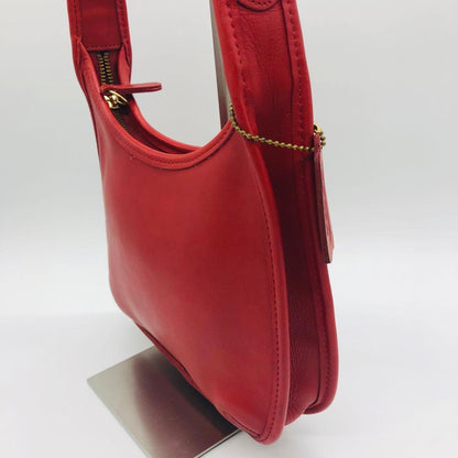 C O A C H Vintage 9020 USA Made Ergo Leather Shoulder Bag Red
