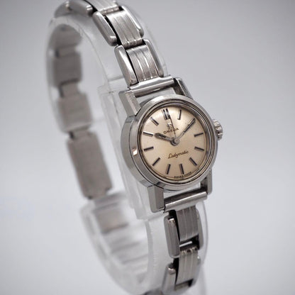 O M E G A Seamaster Ladymatic Vintage c.1960 Automatic Champagne Dial Watch 547