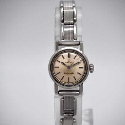 O M E G A Seamaster Ladymatic Vintage c.1960 Automatic Champagne Dial Watch 547