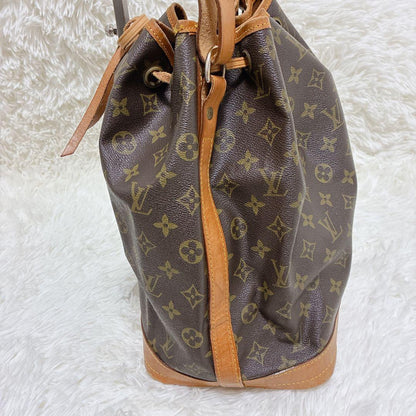 L O U I S V U I T T O N Vintage Monogram Noe Bucket Shoulder Bag