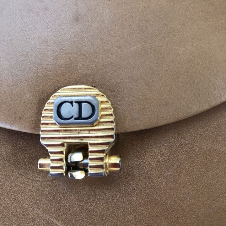 C H R I S T I A N D I O R Vintage CD Logo Chain Leather Flap Shoulder Bag Camel