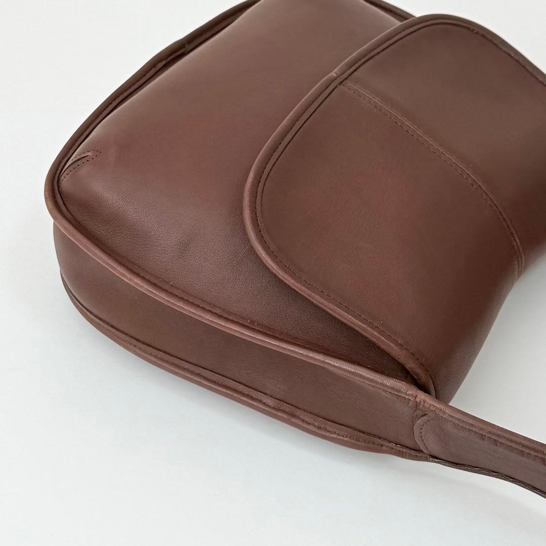 C O A C H Vintage Ergo Flap Leather Shoulder Bag Dark Brown USA Made