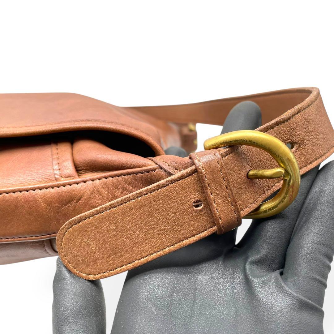 C O A C H Vintage 4996 Leather Shoulder Bag Brown USA Made