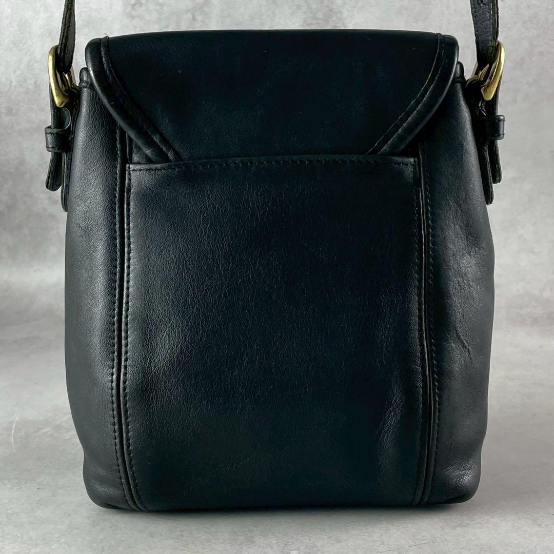 C O A C H Vintage 4108 Leather Flap Shoulder Bag Black USA Made
