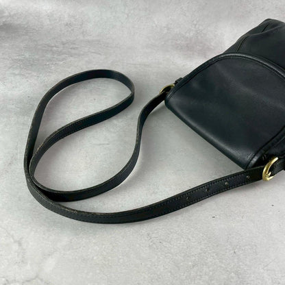 C O A C H Vintage 4108 Leather Flap Shoulder Bag Black USA Made