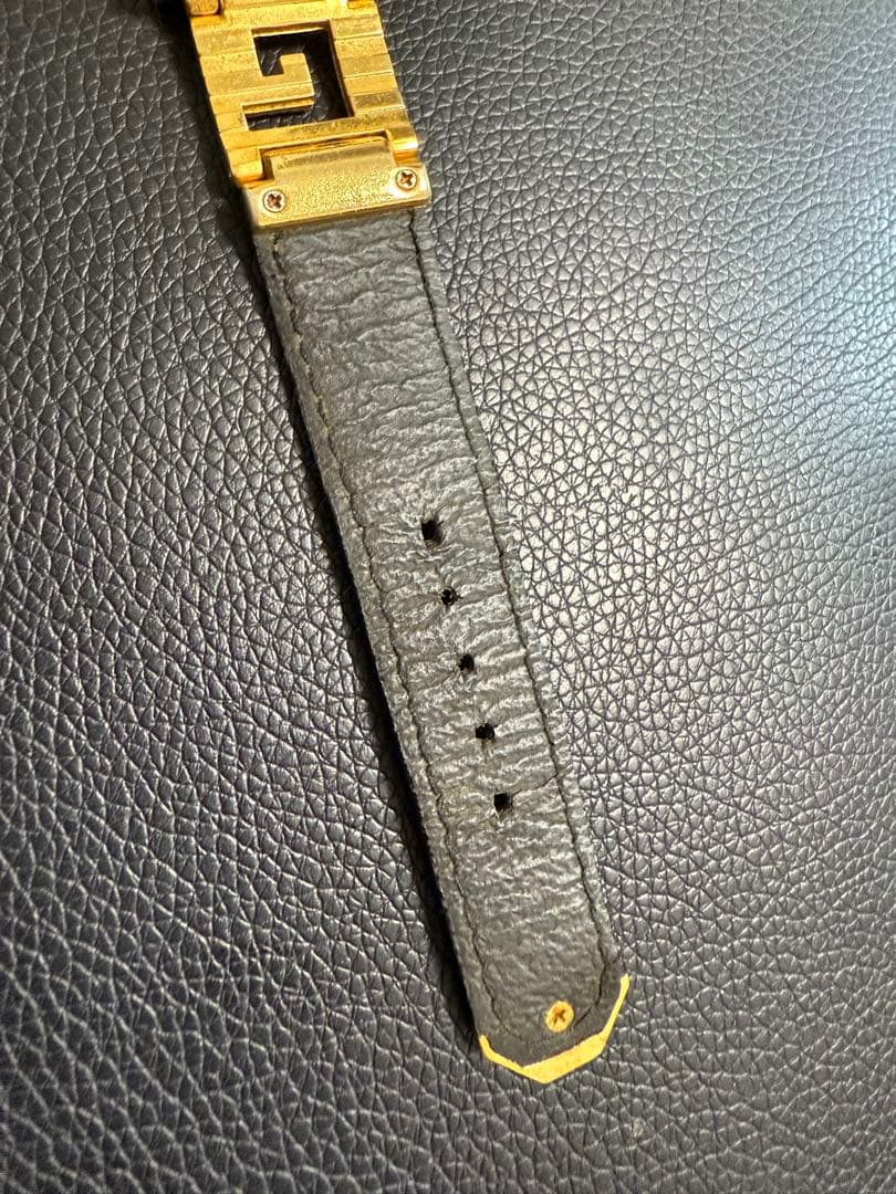 ARCHIVAL Gianni Versace Medusa Gold Watch – 90s Vintage Swiss Quartz