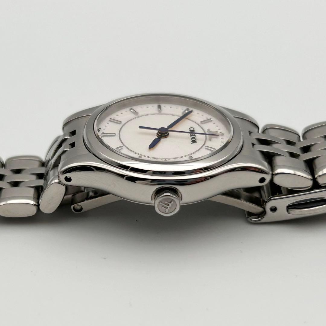 Vintage S E I K O C R E D O R Ladies "Quiet Luxury" Watch – Guilloché Dial - Blued Hands