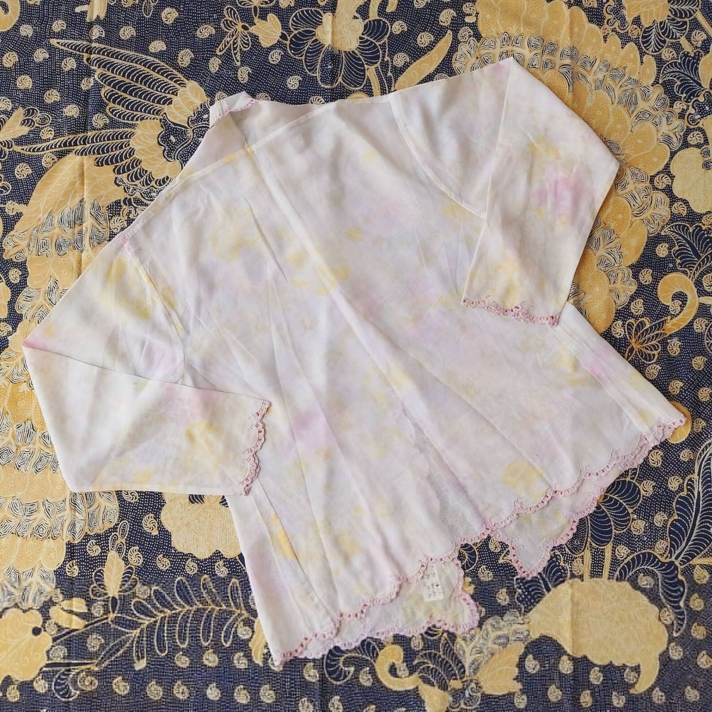 Vintage Kebaya With Yellow Rose Print