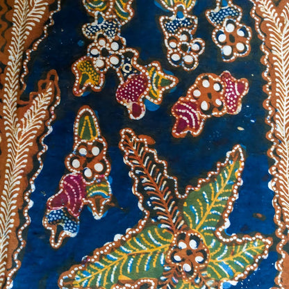 Vintage 1990s Kebumen Batik With Sirinkit Motif