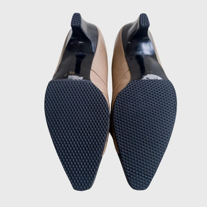1990s Two Tones Leather Tan Black Heels