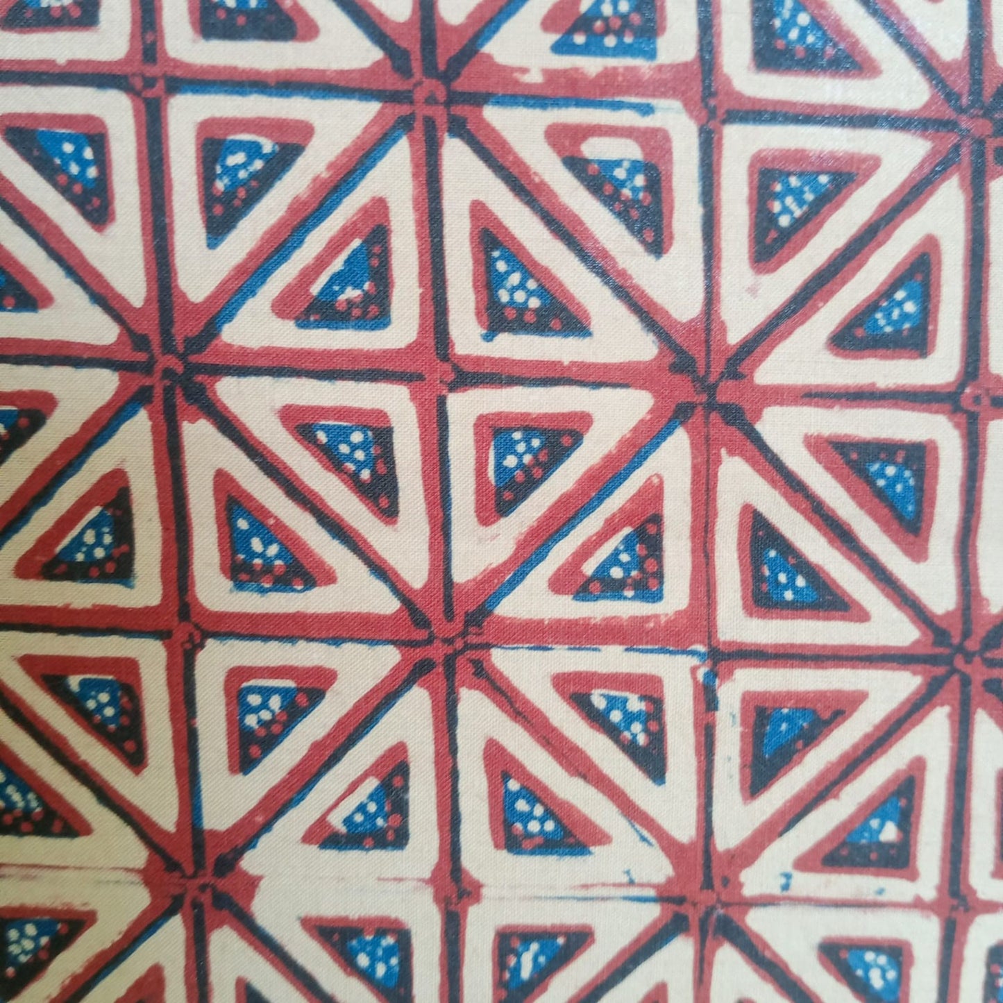Sogan Cap Motif Tegel Batik