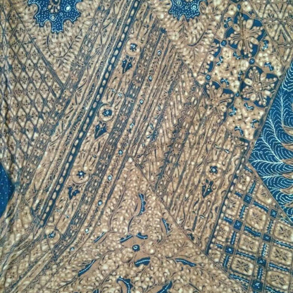 Unique Indonesian Hand Drawn Javanese Batik Sogan Tambal with Mixed motifs on Chevron pattern Kain