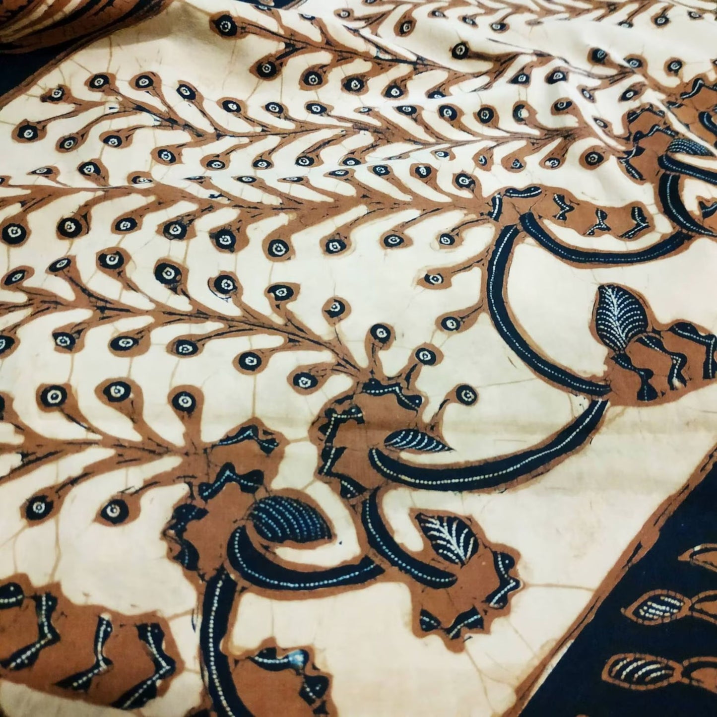 Vintage 80s Sogan Lereng Indonesian Batik