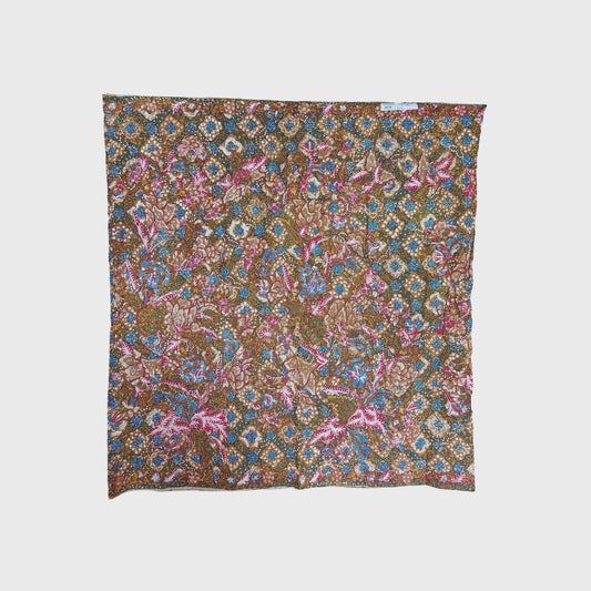 Indonesian Hand Drawn Javanese Saroong Batik Laseman