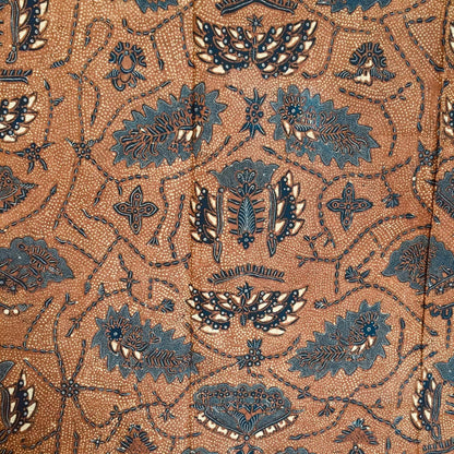 Vintage Indonesian Hand Drawn Javanese Batik, Semen Rante from Solo Kain