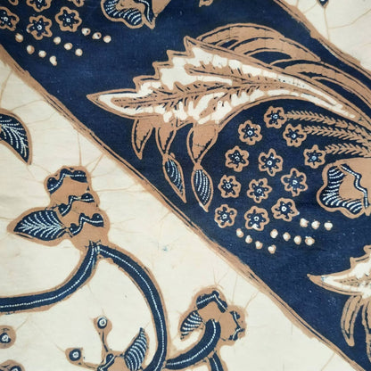 Vintage 80s Sogan Lereng Indonesian Batik