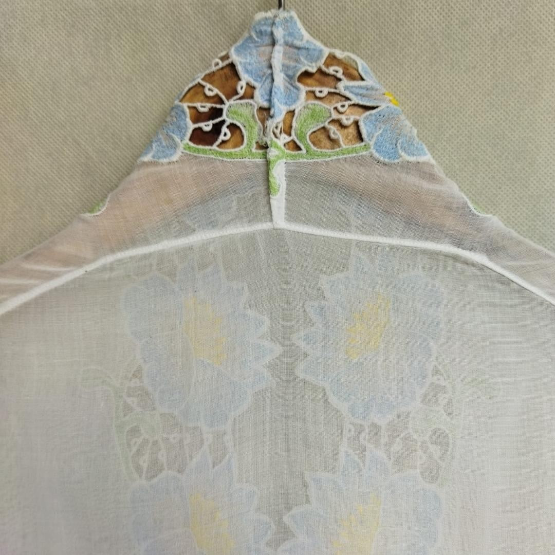 Vintage Broken White Soft Blue Encim kebaya