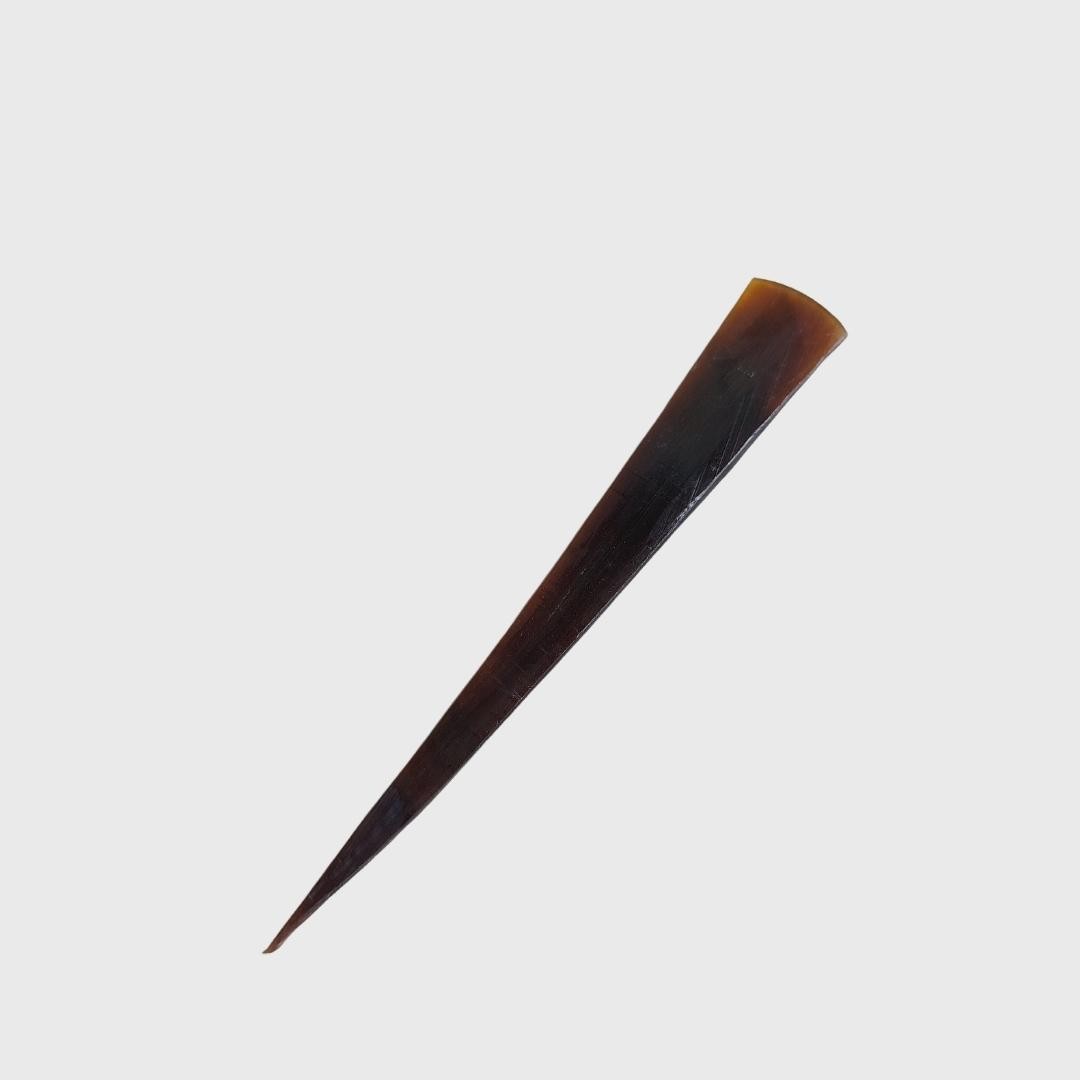 Old New With Tag Hartshorn Triangle Hairpin