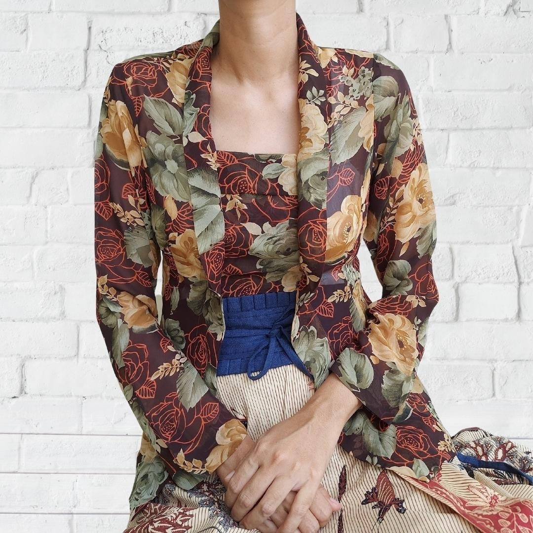 Kebaya Kutubaru Coklat
