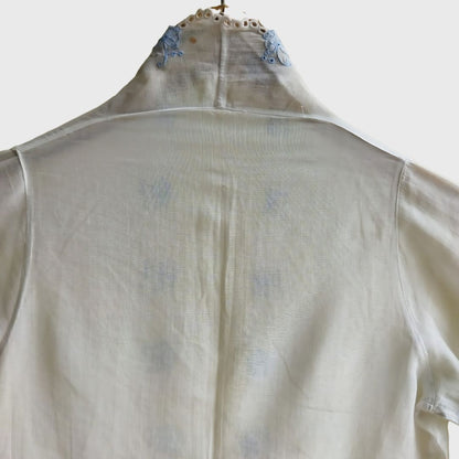 Vintage Light Blue Kebaya With Simple Embroidery
