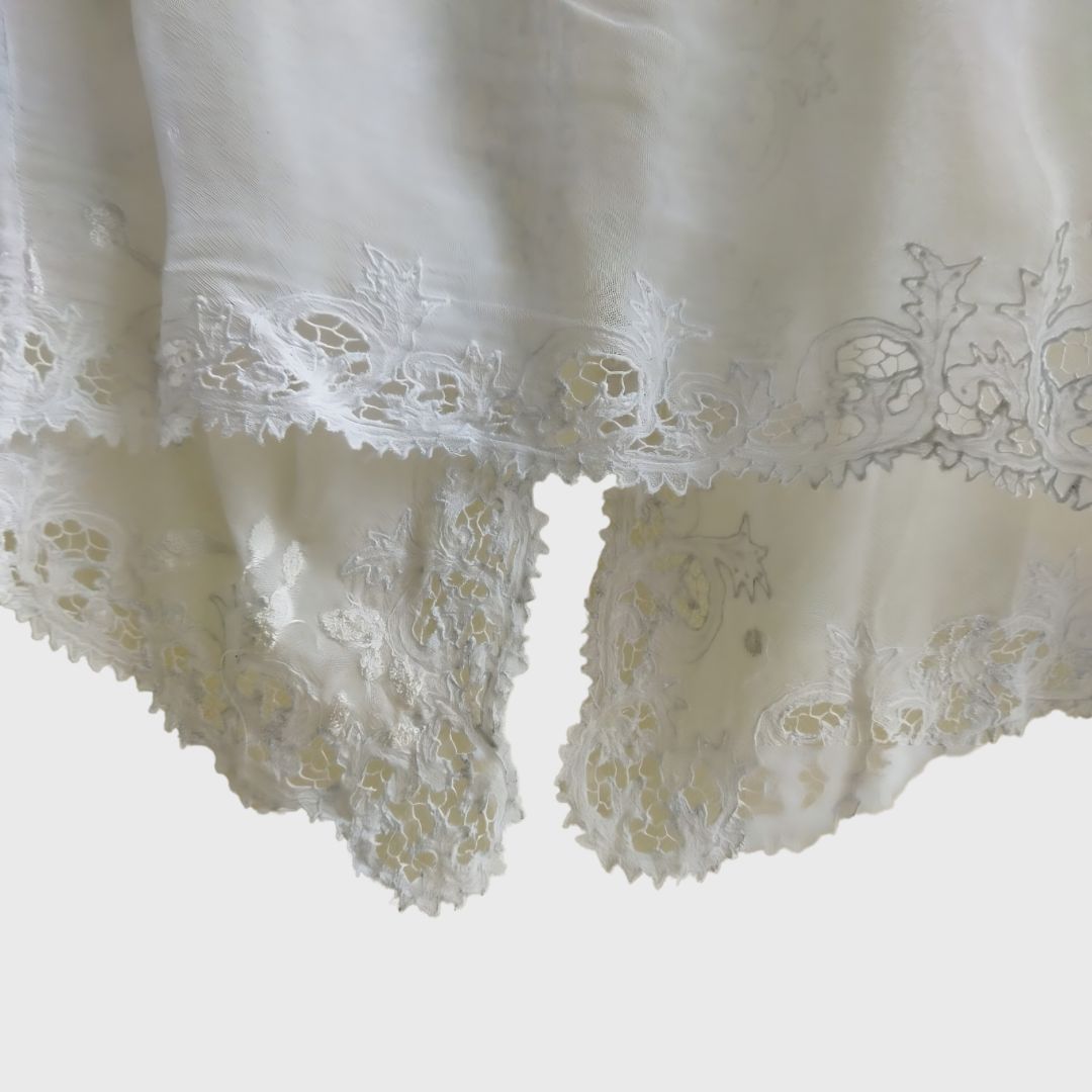 Vintage White Kerancang Kebaya