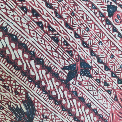 Vintage 50s Indonesian Udan Liris With Lily Banyumasan Batik