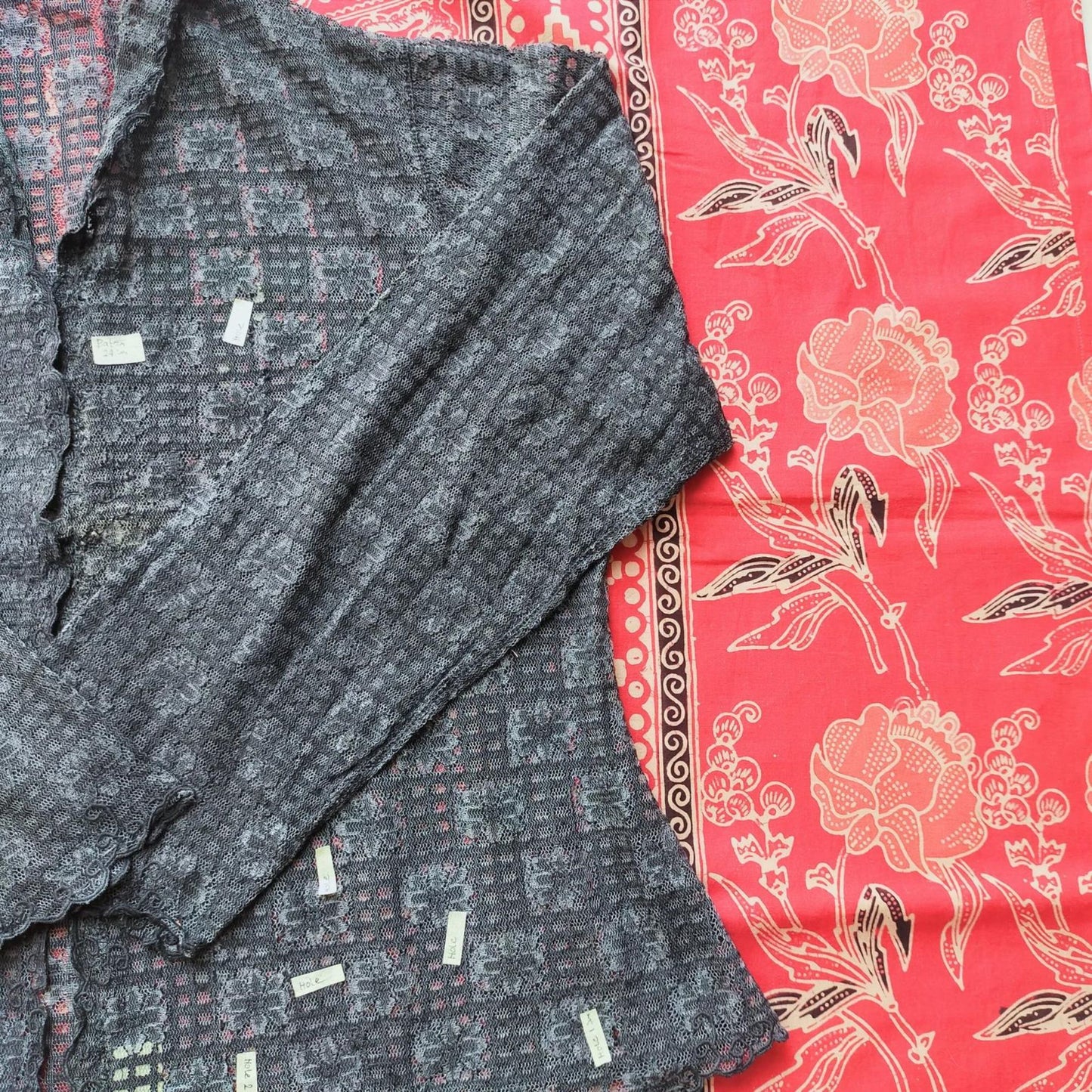Vintage Black Grid-Flower Lace Kebaya