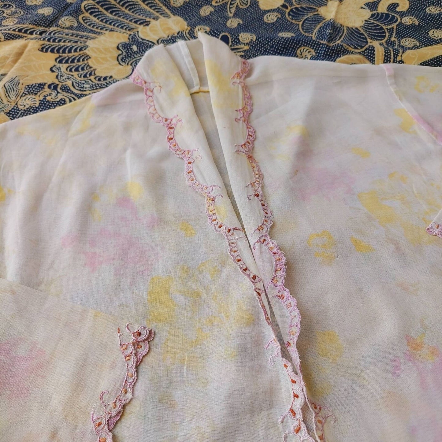 Vintage Kebaya With Yellow Rose Print
